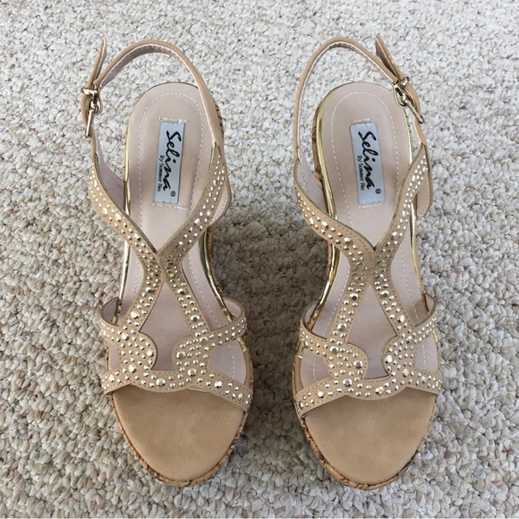 NWOT Gold Jewel Wedges - Picture 4 of 10